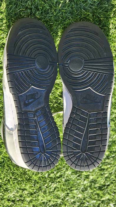Sapatilhas Nike Dunk Low Pretas, Cinzentas e Brancas (brilho)