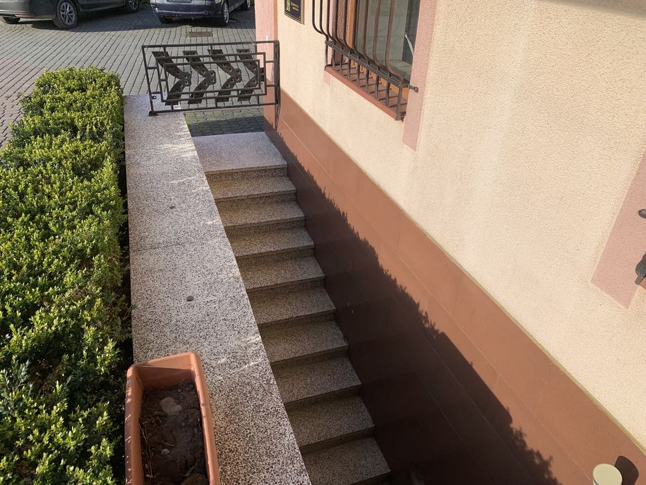 Продаж приміщення