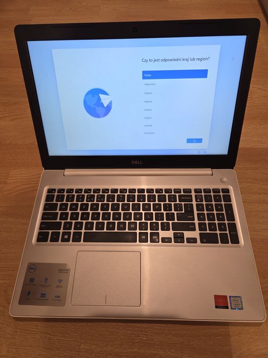 Laptop dell inspirion 15 5570