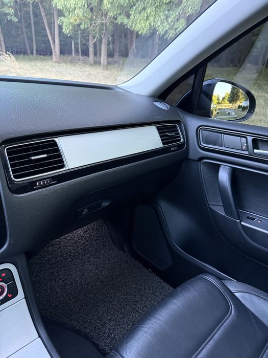 Volkswagen Touareg 2013 року