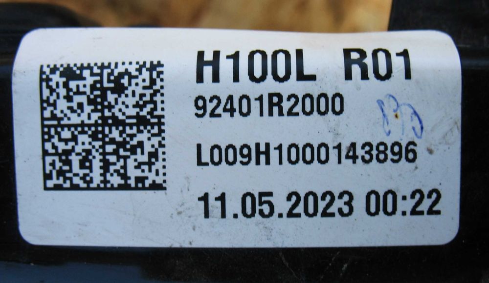 Kia Sportage V Lampa Lewa Tył opis 21-23r