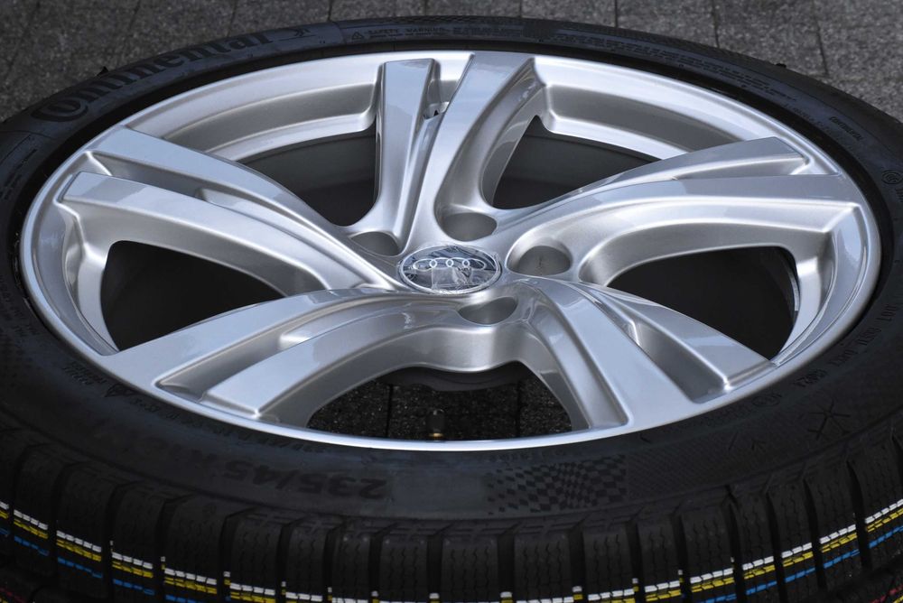 Nowe koła zimowe Audi A5 S5 B10 8B3 18" Nowy model Continental AO 2025