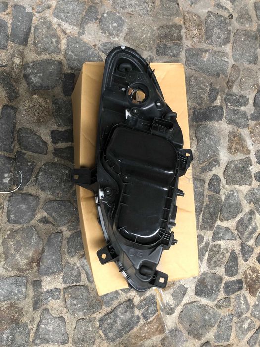 Otíca Direita Mercedes-Benz Vito