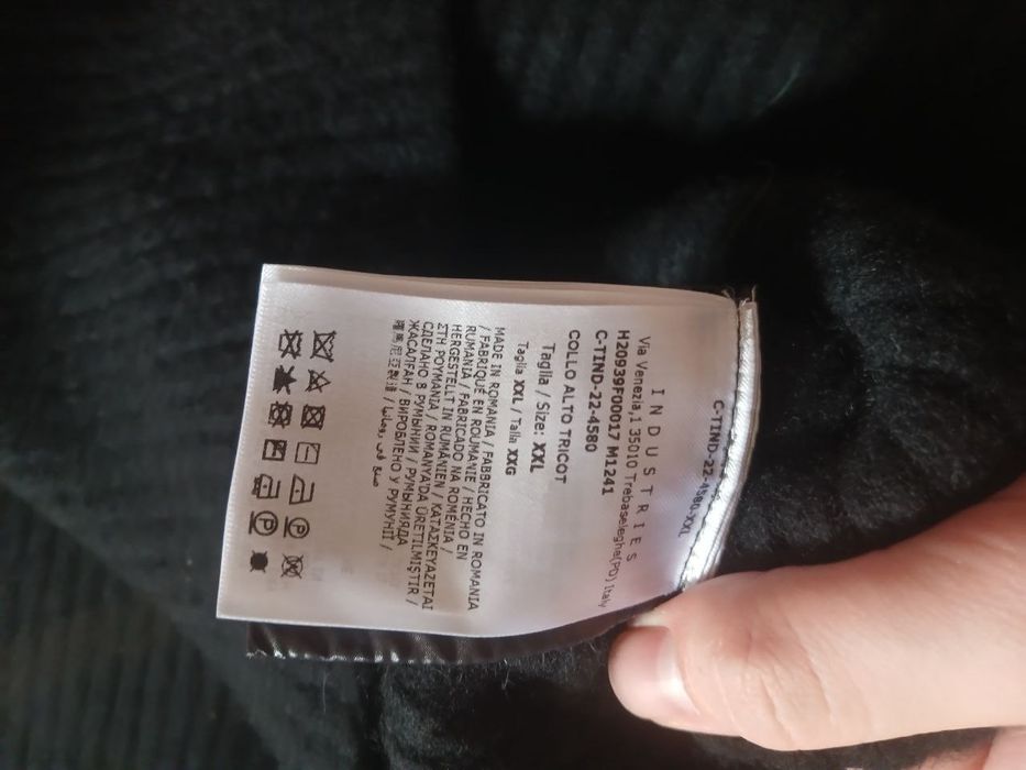 Світер Moncler жіночий орігиніла