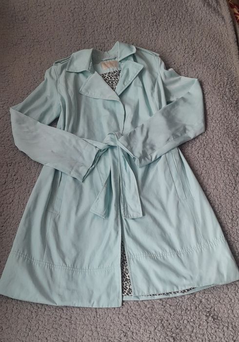 Turkusowy płaszcz damski