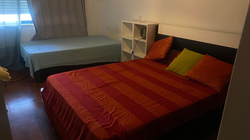 Quarto para arrendar