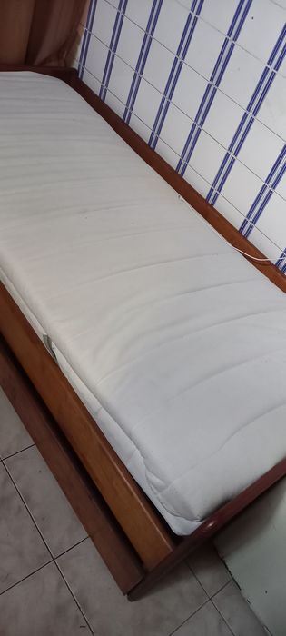 Cama duplo com colchão