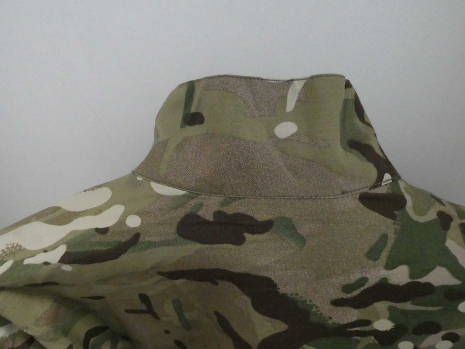 Camisa/Casaco Militar Autêntico UK | Peça 2 em 1 | Muitos Bolsos