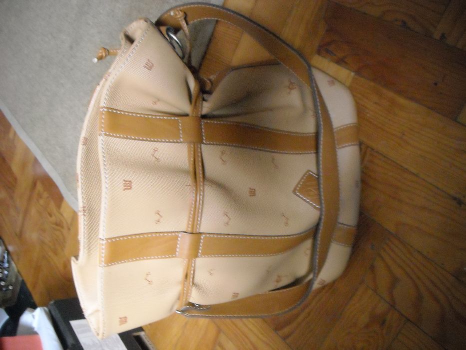 Mala senhora Pepe Moll