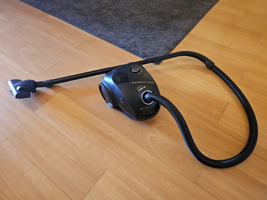 Aspirador Bosch preto