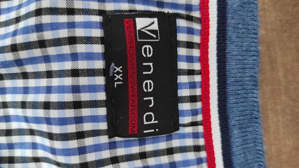 Męski sweterek w kolorze jeansowym