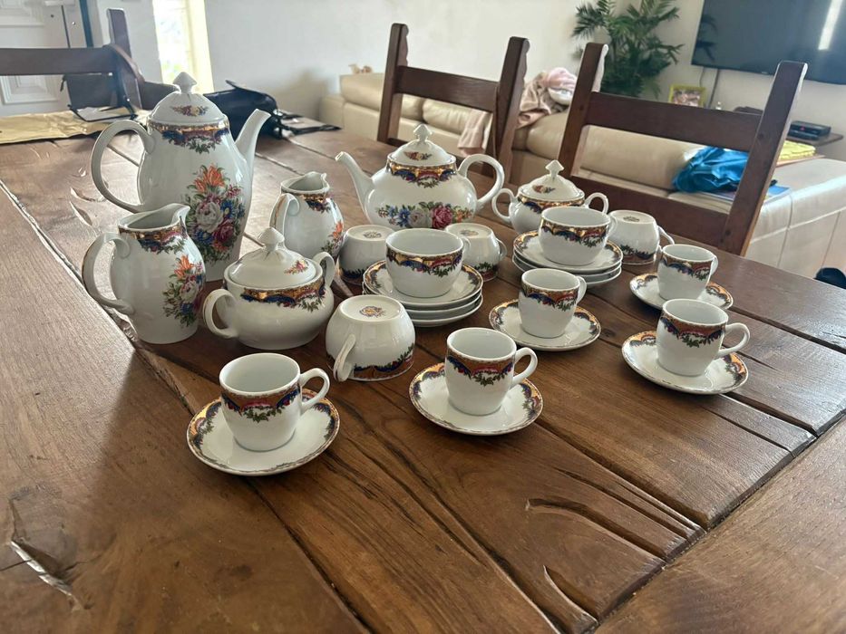 Conjunto de Chá e Café Royal Palace