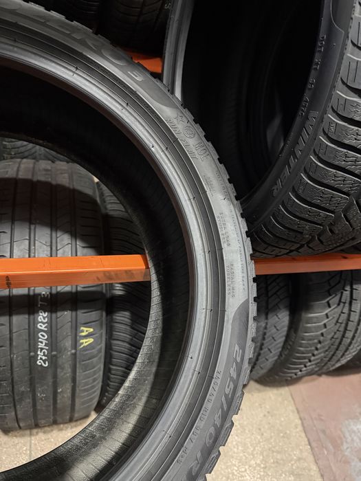 245/40 r19 Pirelli run flat 4шт.