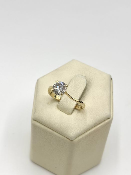 Złoty pierścionek z Diamentem 1,01ct