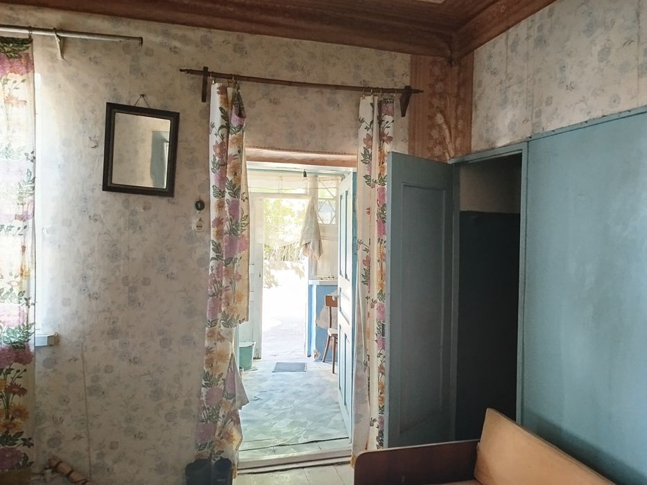 Цегляна частина будинку, окрема адреса, свій двір, Малин, 5 сот. землі