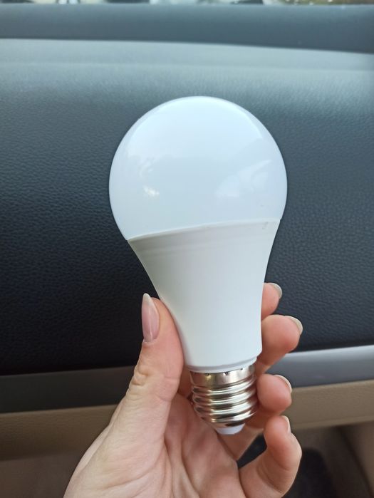 Низьковольтні світлодіодні лампи LED 18w 12 - 85 v / лампочки економки