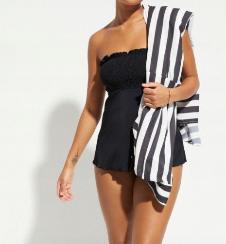 B.P.C tankini czarne marszczone z figami 44.