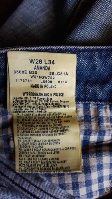 Sprzedam spodnie damskie wrangler .