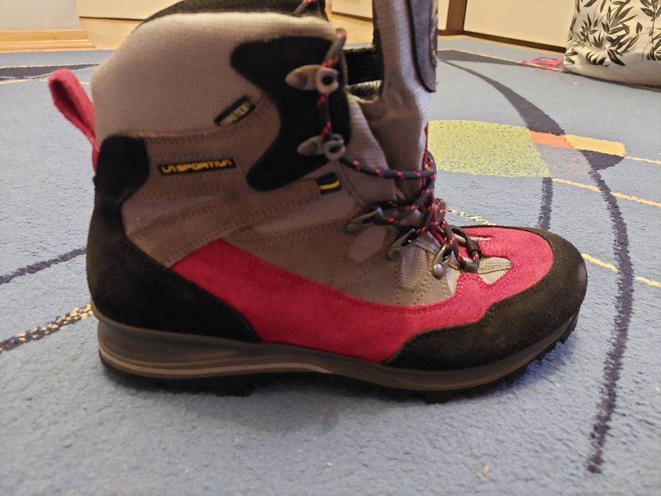 Buty górskie la sportiva 44