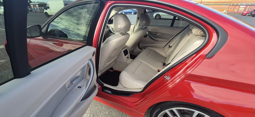 BMW F30 328i 280km 2012 r. 159000 Modern Line