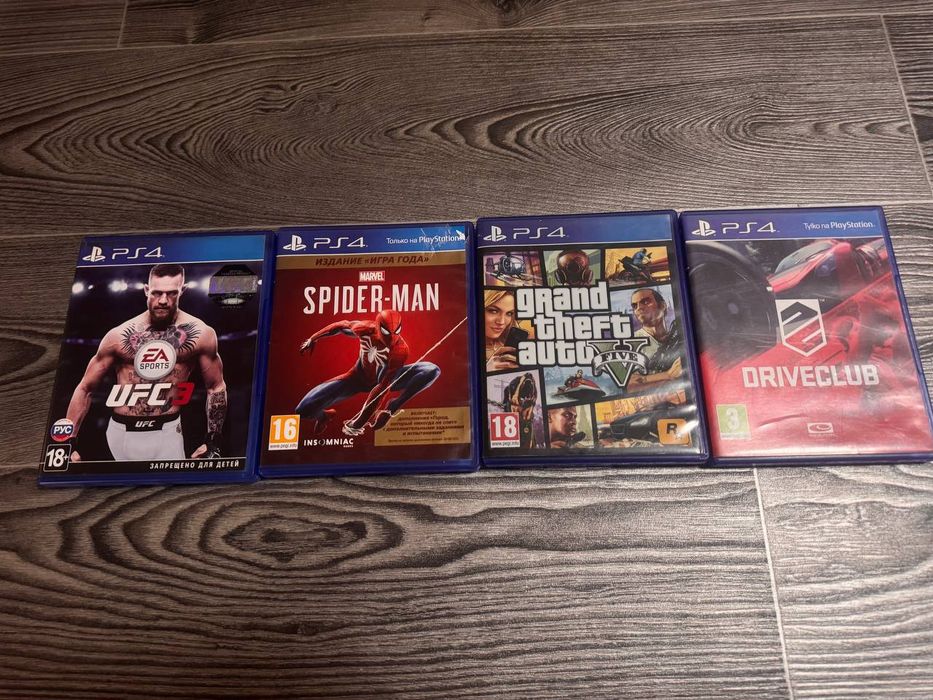 Sony PlayStation 4