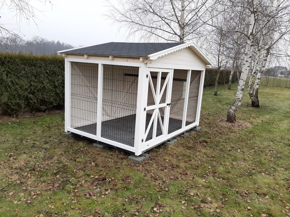 Kojec dla psa drewniany