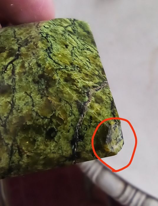 Шкатулка из камня  змеевик