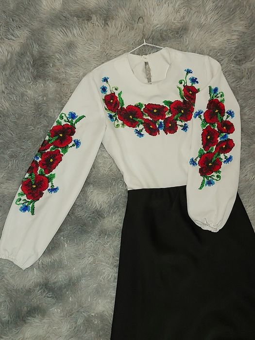 Вишиванки вишиті бісером