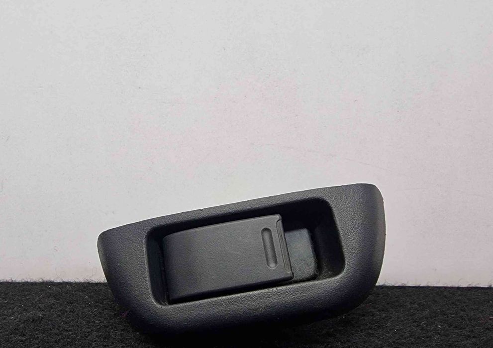 Comando / Botão / Interruptor Vidros Frente Esquerdo 74232-0H010 - TOYOTA AYGO