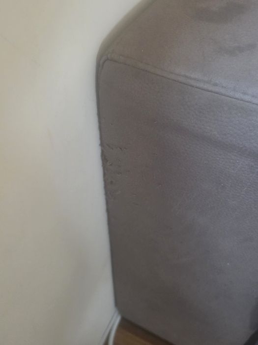 Sofá de 3 lugares  que se converte numa confortável cama de casal