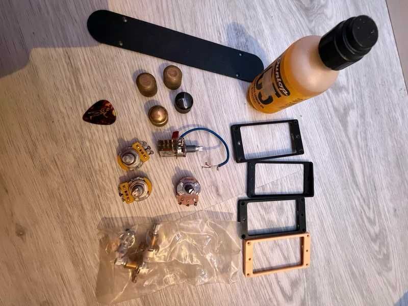 Lote de Peças e Eletrónica para Guitarra (Potenciómetros, Knobs, Dunlop 65)