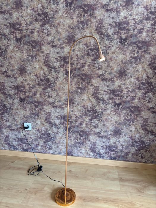 Candeeiro IKEA dourado