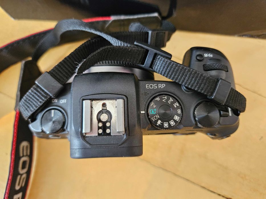 Canon EOS RP - Kit RF 24-105mm F4-7.1