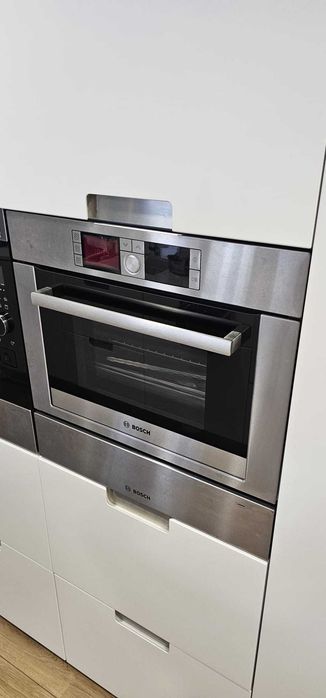 Forno a Vapor Bosch Série 8 HBC26D553 – Encastre