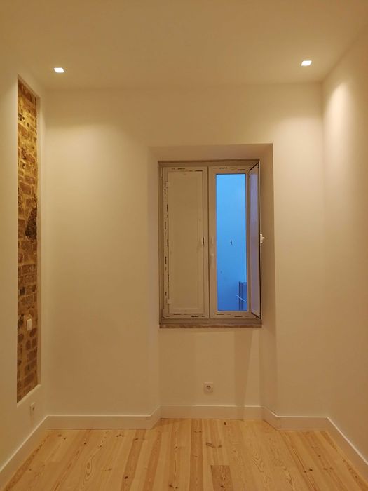 Pequenas remodelações, instalações e acabamentos em geral