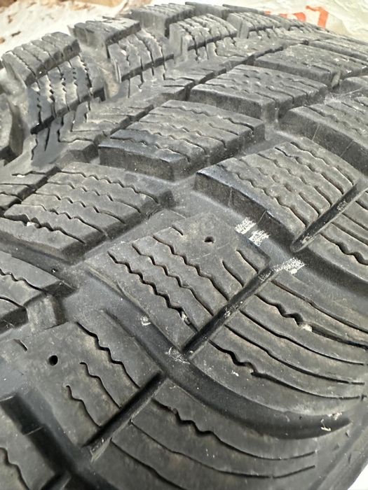 Зимова резина шини FEDERAL HIMALAYA 235/55/17