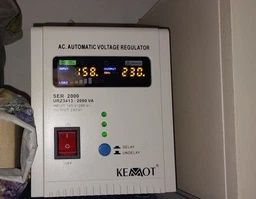 Стабілізатори напруги