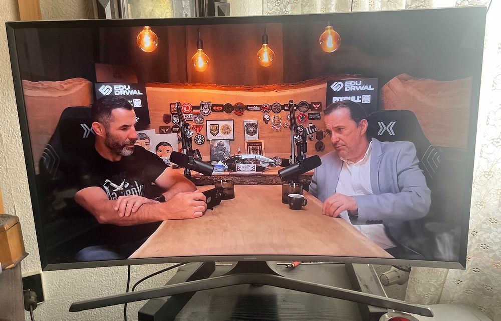 Samsung UE40J6300AW telewizor 40 cali zakrzywiony curved FullHD