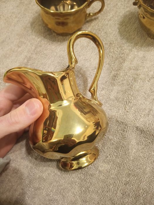 Золотой чайный сервиз