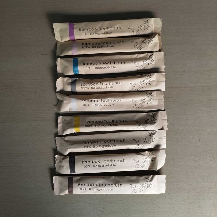 8 Escovas de Dentes De Bambu Biodegradáveis