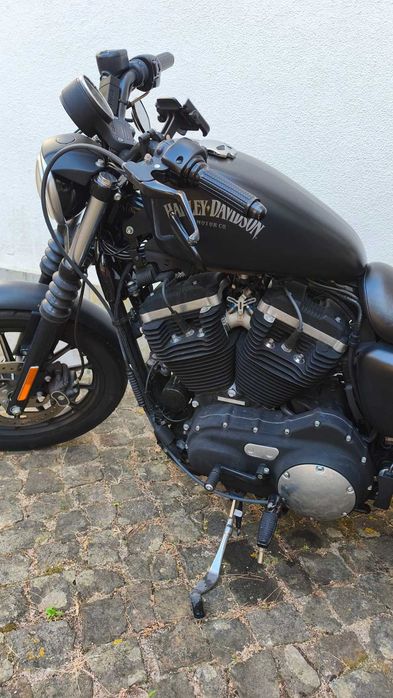 Harley-Davidson Sportster XL 883 Iron - 2014 - 15 mil Km - Pneus Originais