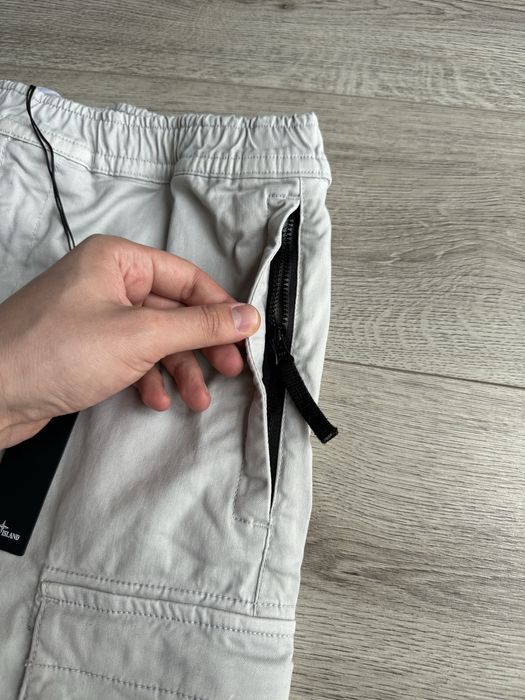 Штани карго Stone Island