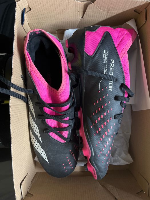 Botas de Futebol Predator Accuracy.3  com pouco uso64175815857921122