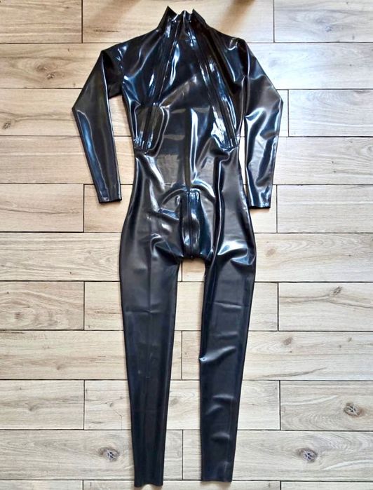 736/ Czarny S ODRĘKI LATEX CHLOROWANY Kombinezon pierś zamki catsuit