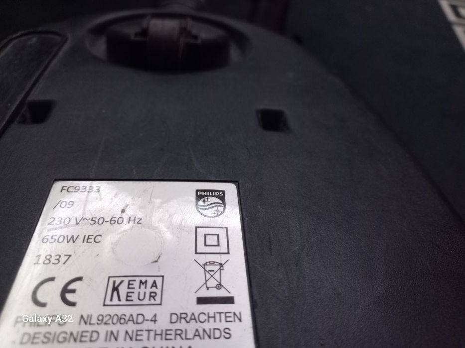 Markowy odkurzacz Philips-nowy model-Power-ProCompact.Cichy i  mocny.