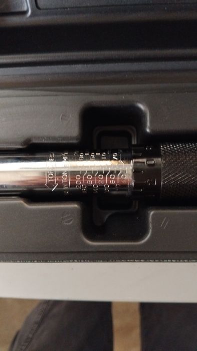 Chave Dinanometrica Parkside 40-210Nm nova!!