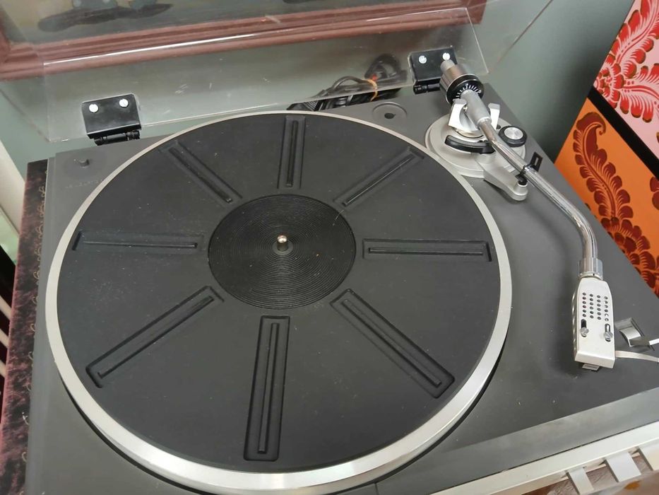 Gramofon Toshiba SR-F225