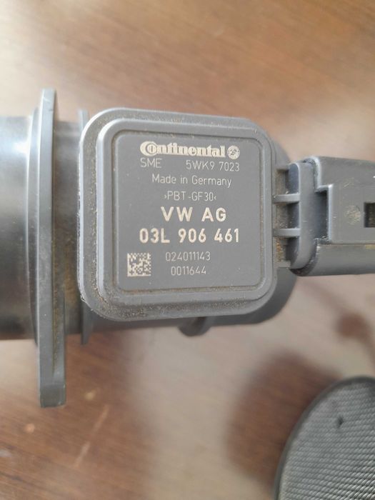 Vendo massa de ar VW e botão do vidro eléctrico do Saab 900