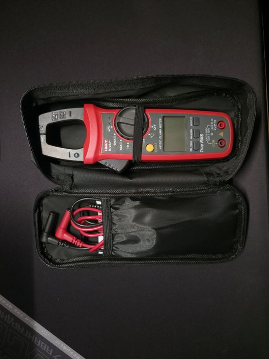 Струмовимірювальні кліщі UNI-T UT-204+