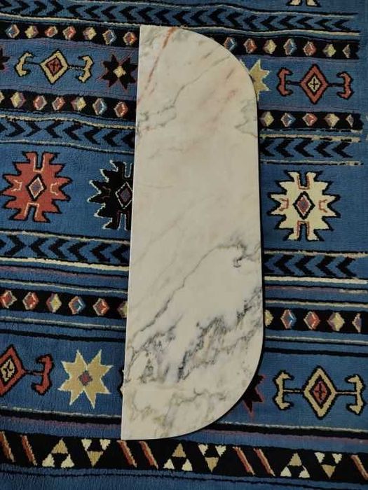 Mármore branca polida arestada com dois cantos redondos  (101x30x2 cm)